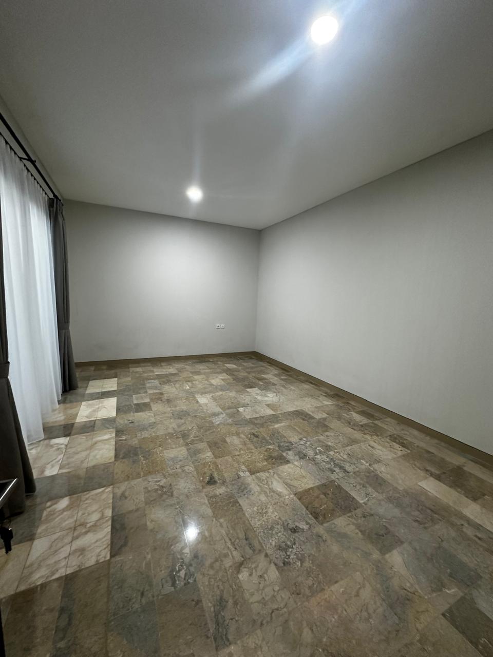 Rumah Disewakan di Kemang Jakarta Selatan